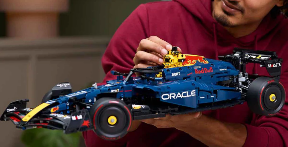 do-choi-lap-rap-xe-dua-red-bull-rb20