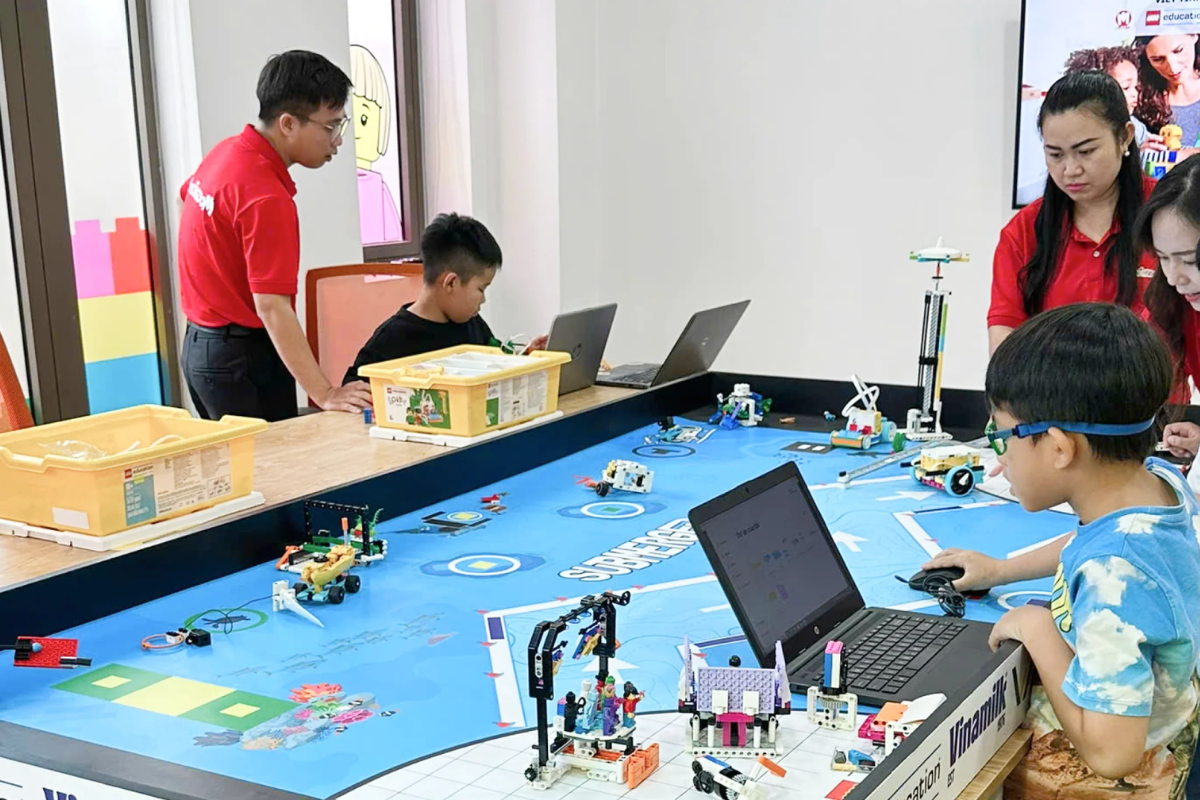 giai-dau-robotics-cho-hoc-sinh-san-choi-tri-tue-1